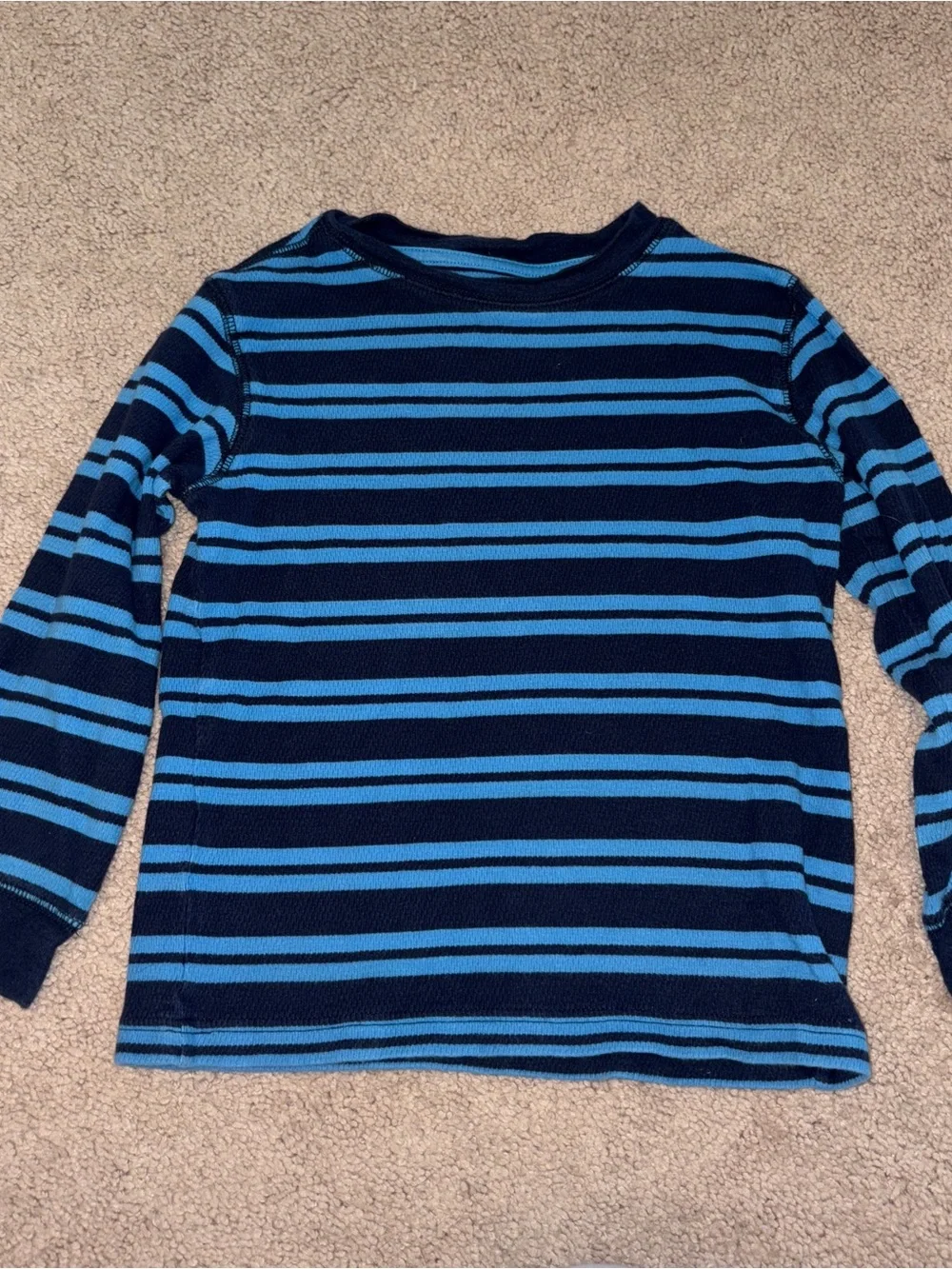 Boy’s Old Navy Navy and Bright Blue Striped Long Sleeve Tee Size: XS